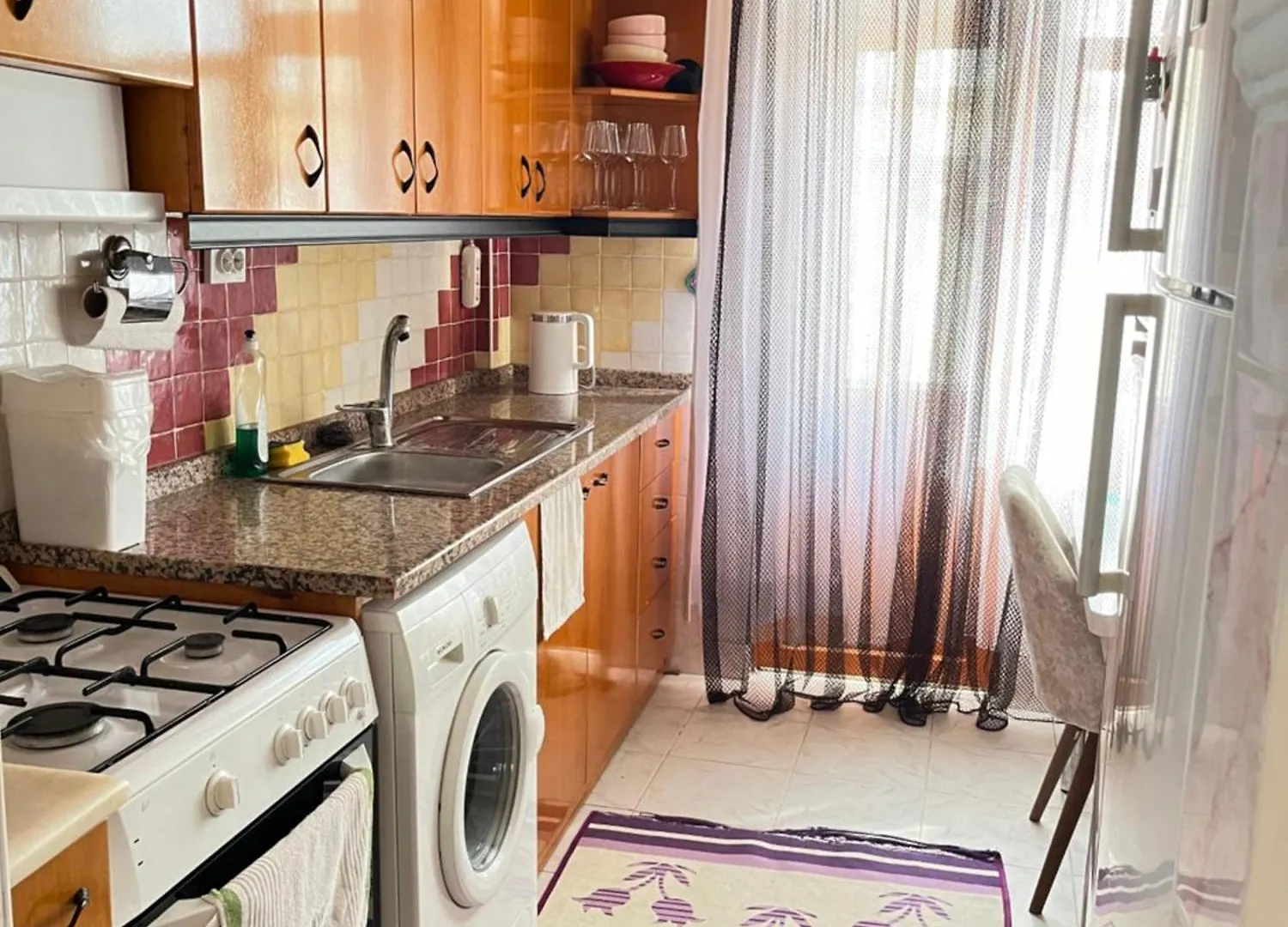 Maison d'hôtes Konfor Ve Huzurunuz Icin Her Sey Var Klimasiz Oda Antalya Turquie